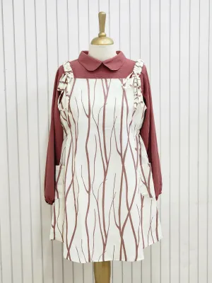 A knee length top raspberry rose color pattern and inner
