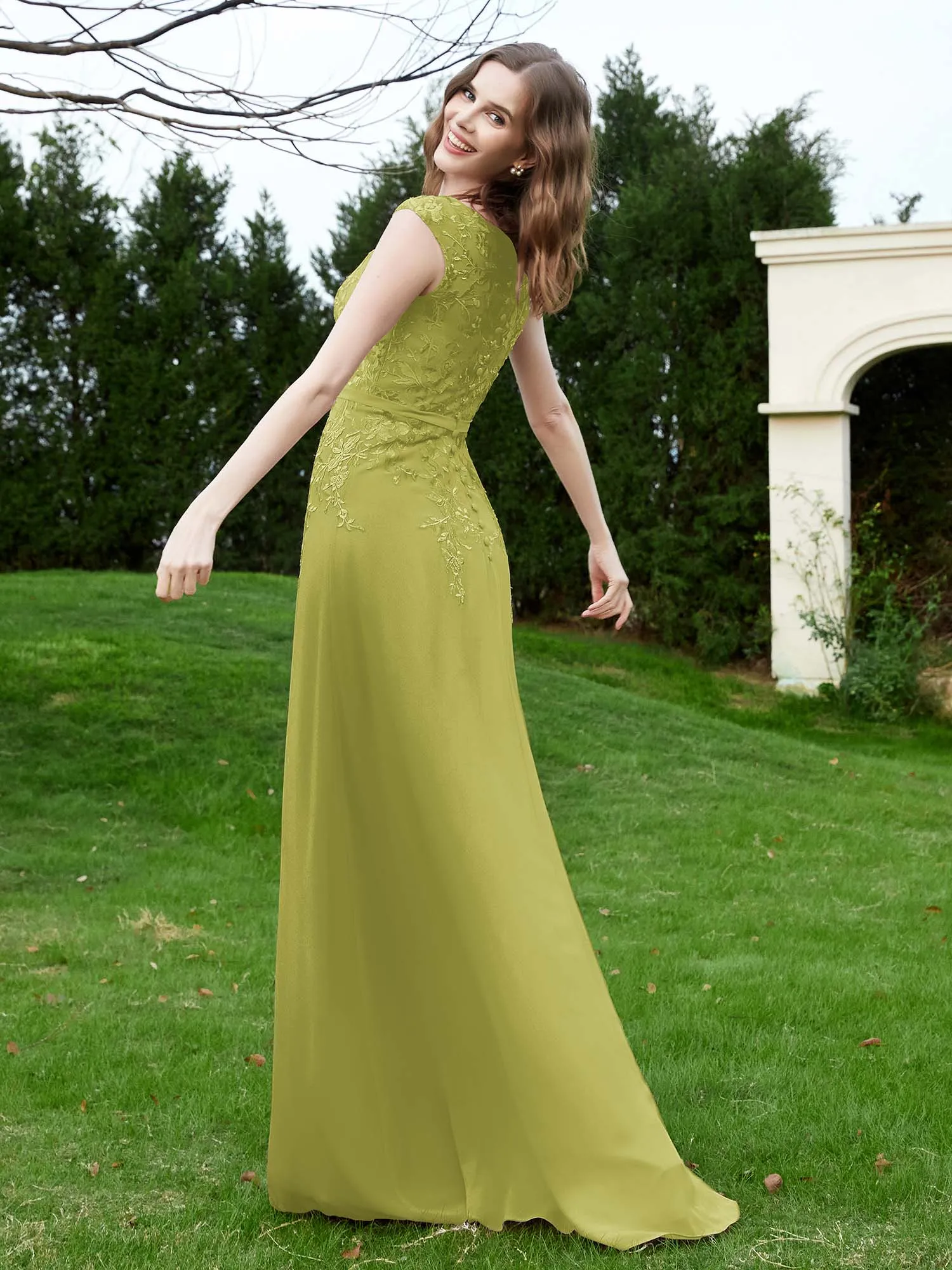A-Line Chiffon Dress with Flower Appliqued Clover