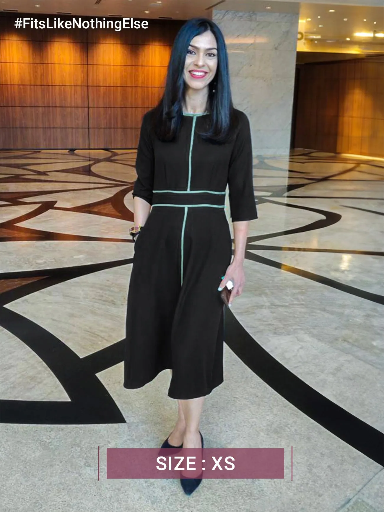 Colour Block Solid Dress - Black And Sap Green