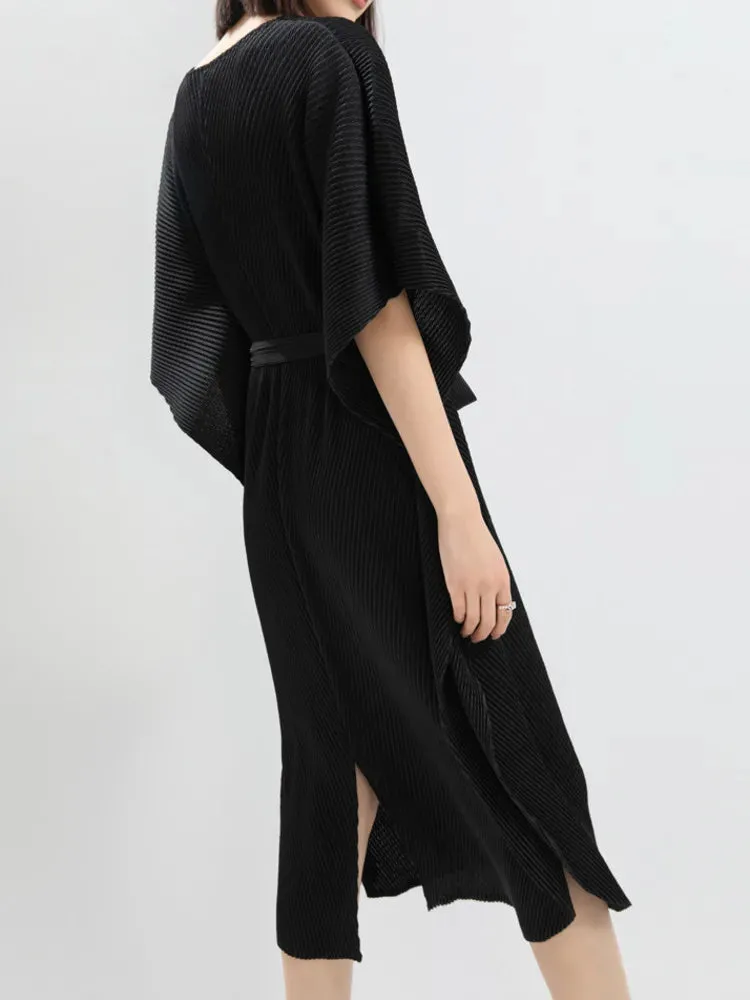 Couture Women's Pleated 3/4 Sleeve Dress
