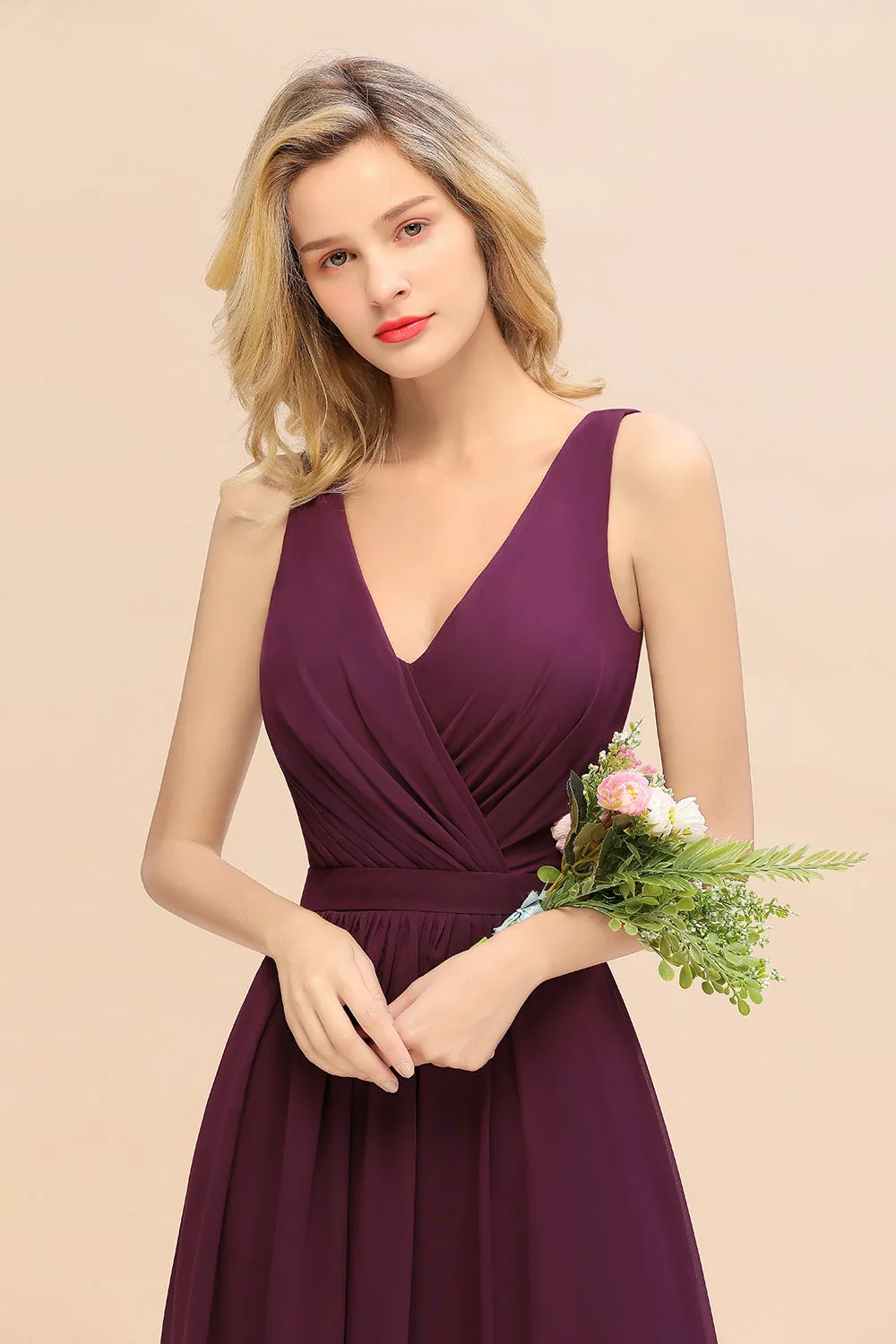 Elegant Long A-line Chiffon V-neck Bridesmaid Dress With Bowknot