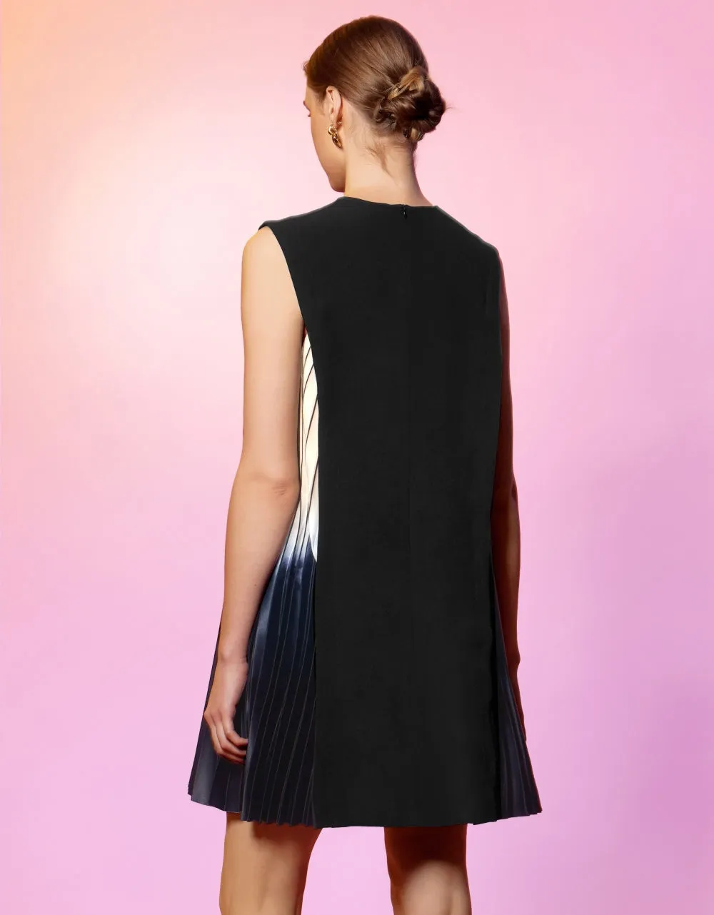 Side Printed Pleated Shift Dress