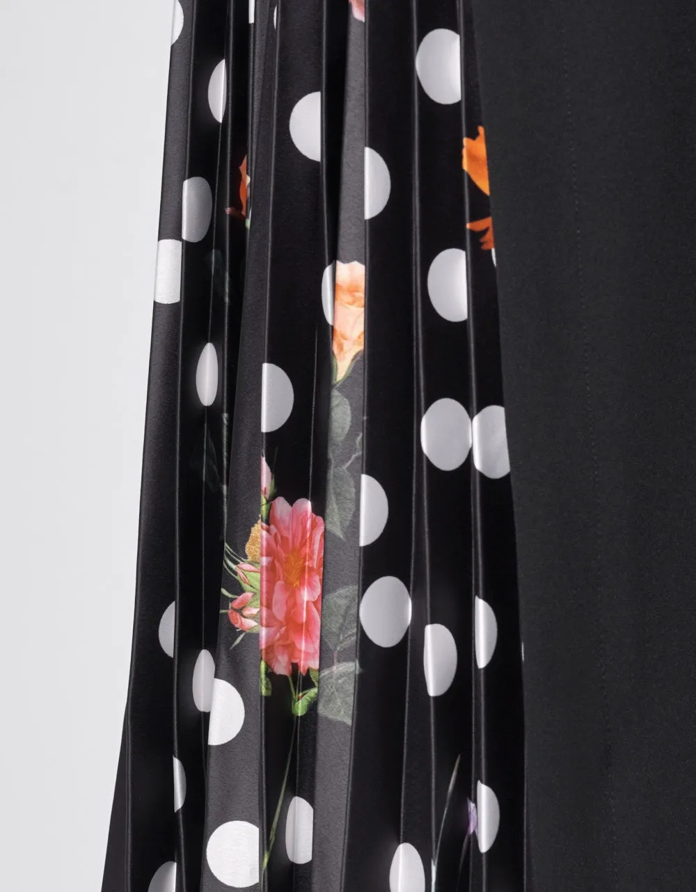 Side Printed Pleated Shift Dress