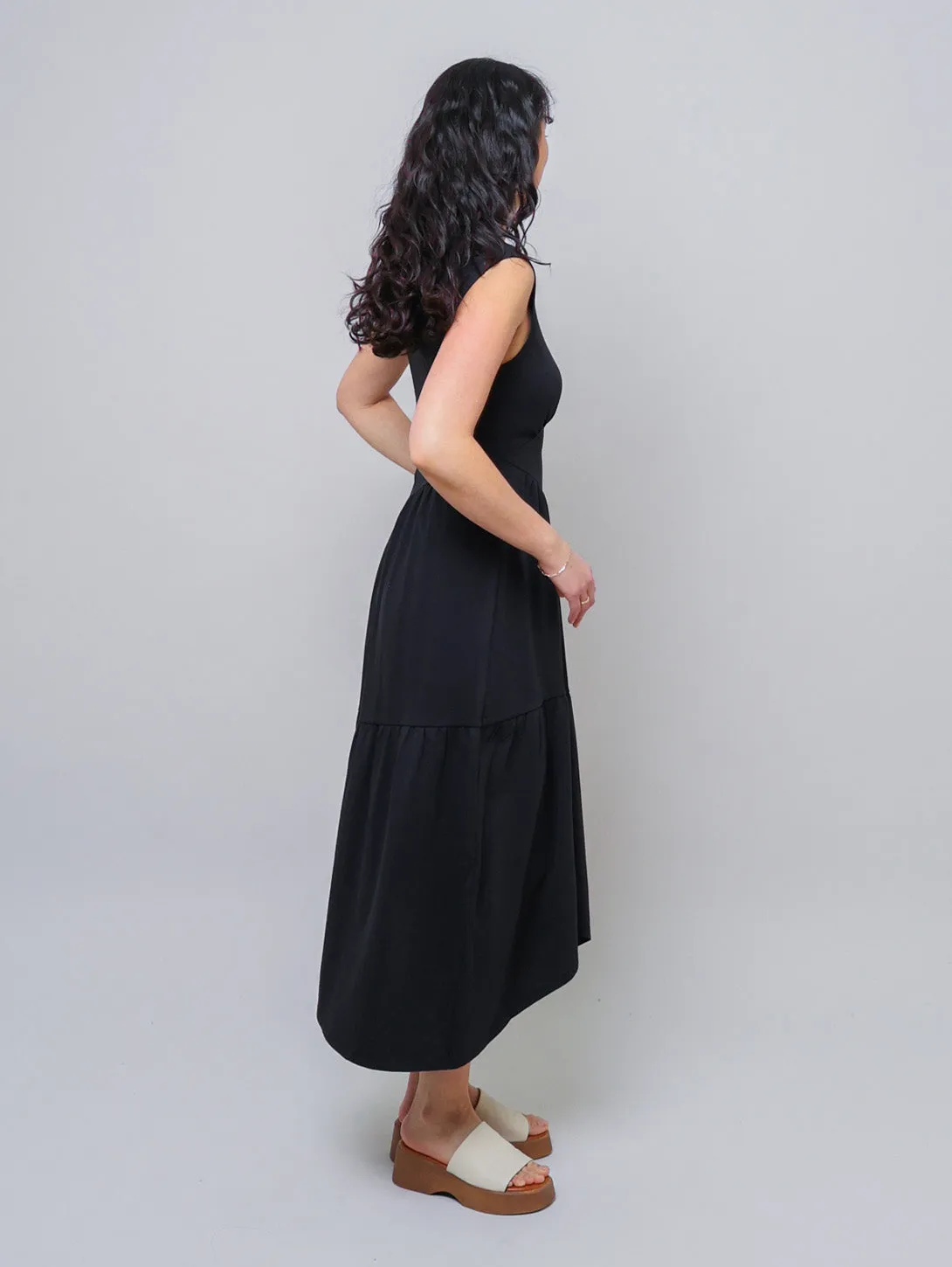 The Gathered Tank Dress - Noir